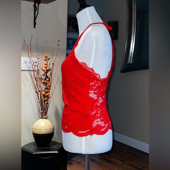 H&M Lace Halter Top - Picture 3 of 4